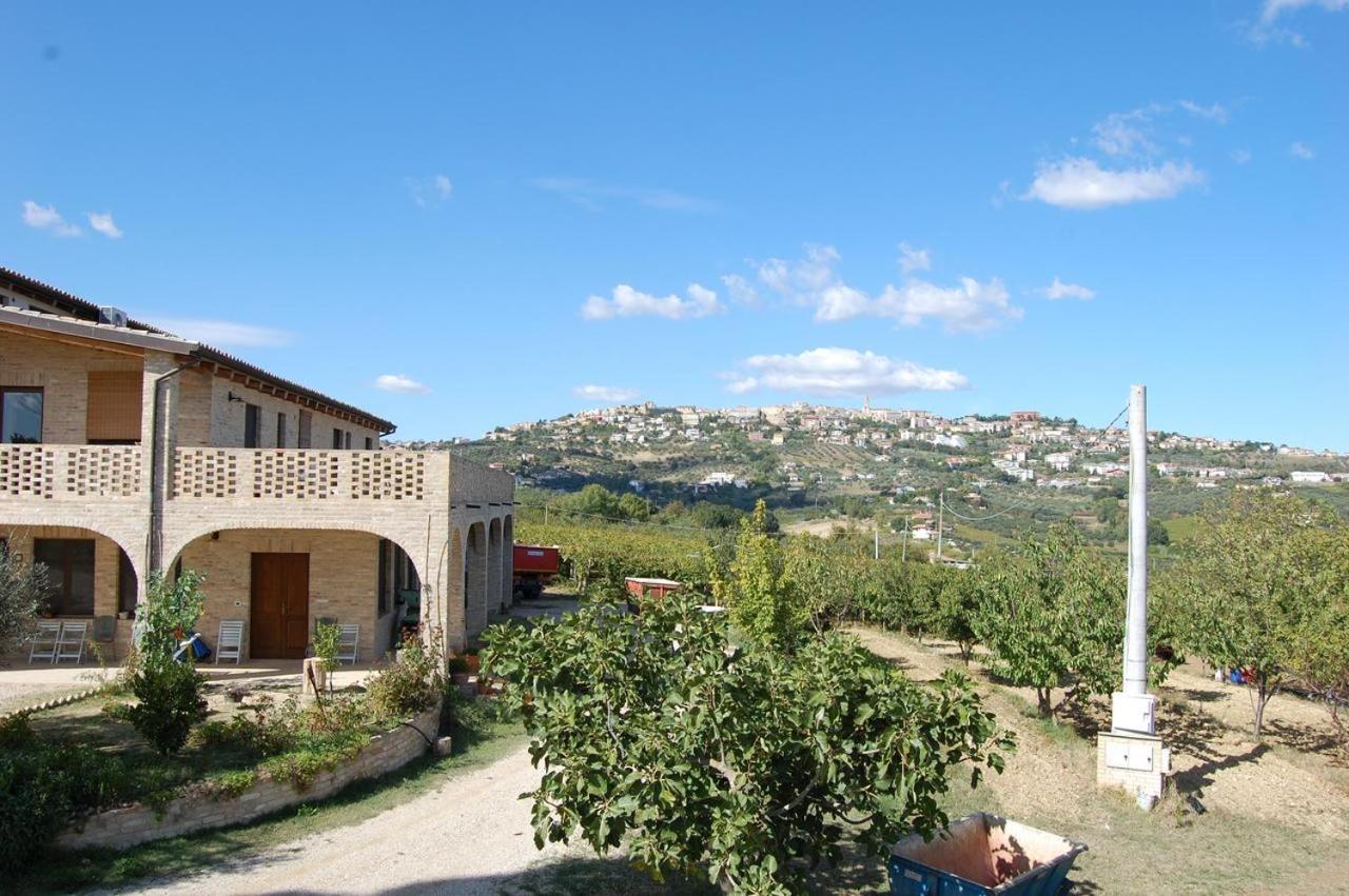 Agriturismo Torre Mannella - La Loggia ชิตตา ซานตันเจโล ภายนอก รูปภาพ